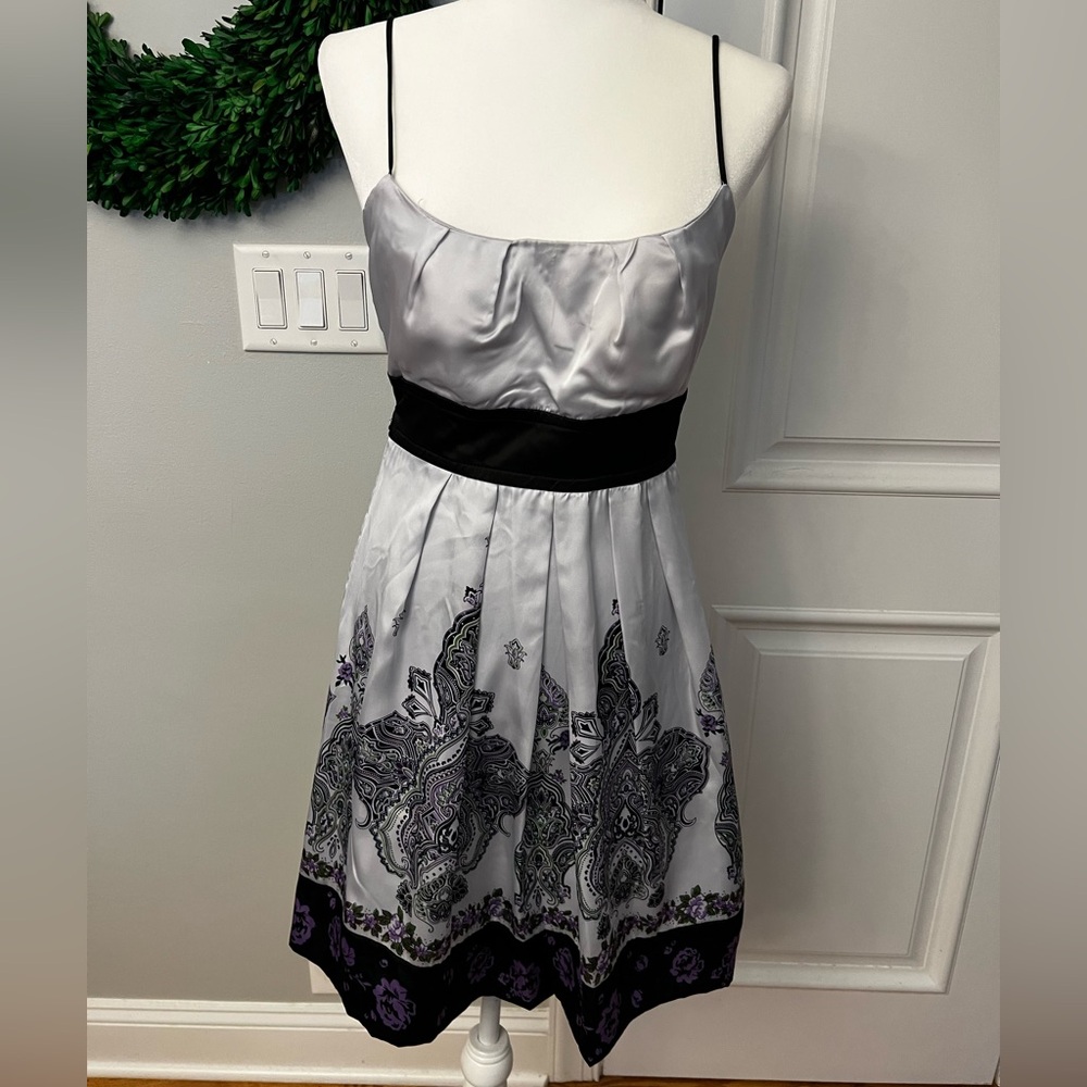 Gray dress with tie back EUC